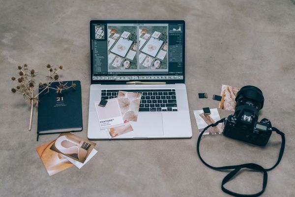 Quelles stratégies de contenu pour un blog dédié à la photographie de mariage?